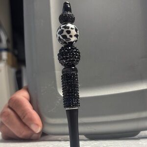 Black and White Beaded Pen